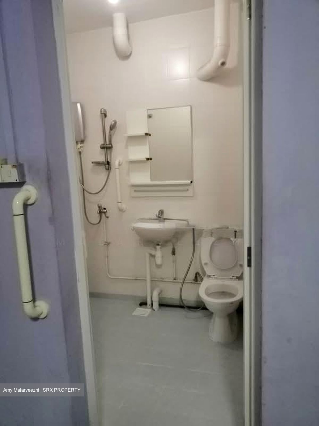 Blk 211 Jurong East Street 21 (Jurong East), HDB 3 Rooms #555845211